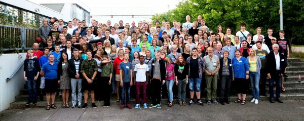 Kersti koos õpetajatest ja õpilastest mõttekaaslastega Saksamaal BSP laagris 2013